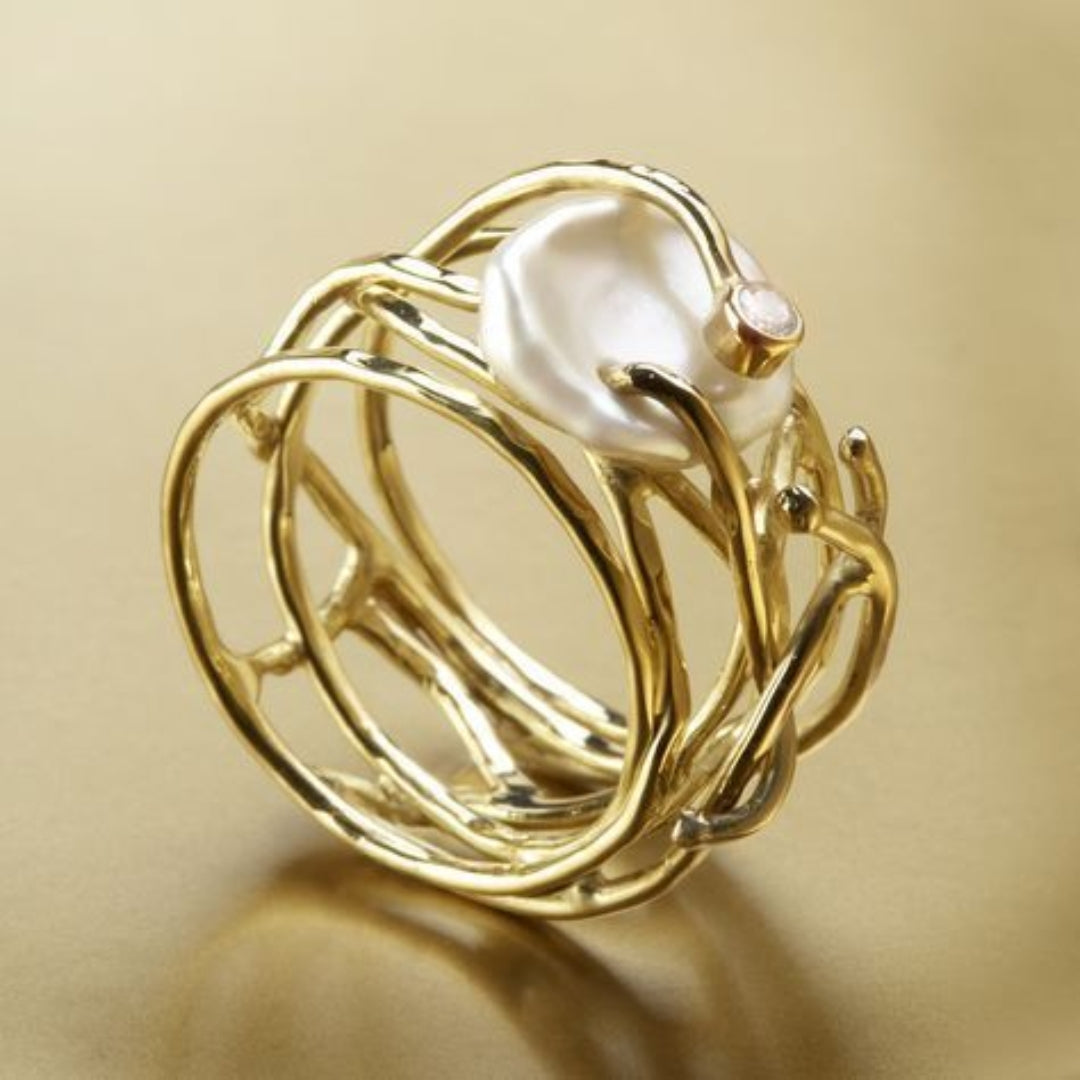 Dünner guld- og perle ring