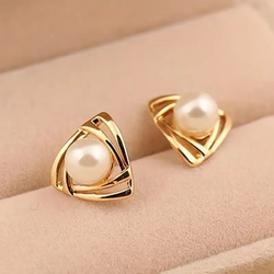 Elegant Perle- og GoldenØreringe