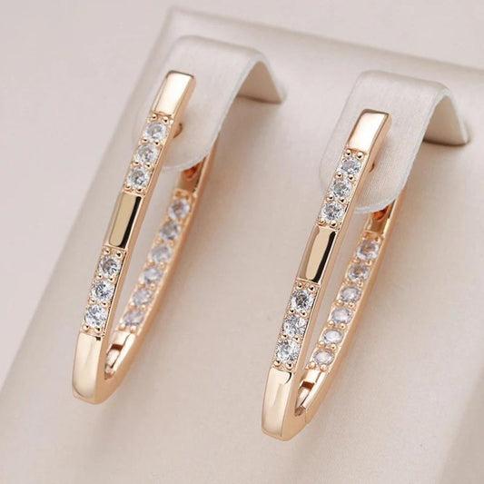 Elegant Zirconia-øreringe i guld