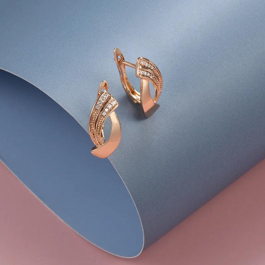 Elegant øreringe med zirkonia i ros Gold